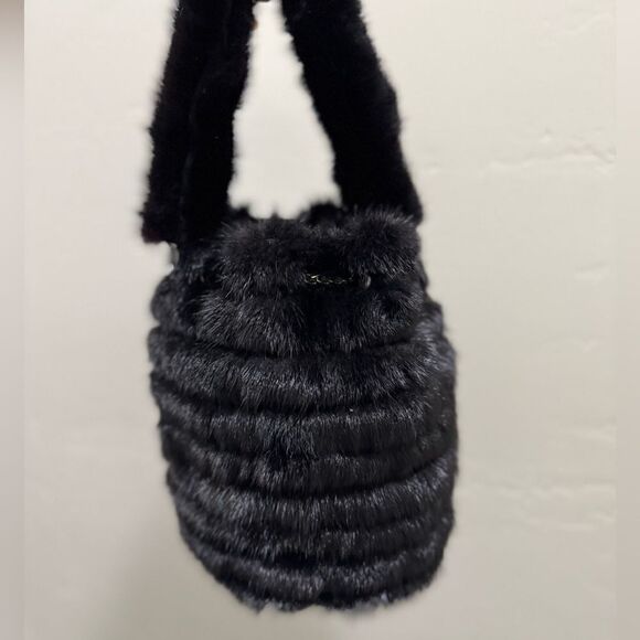 Black Multi Use Handmade Genuine Mink Fur & Drawstring Bucket Bag with 3 Straps - Picture 14 of 16